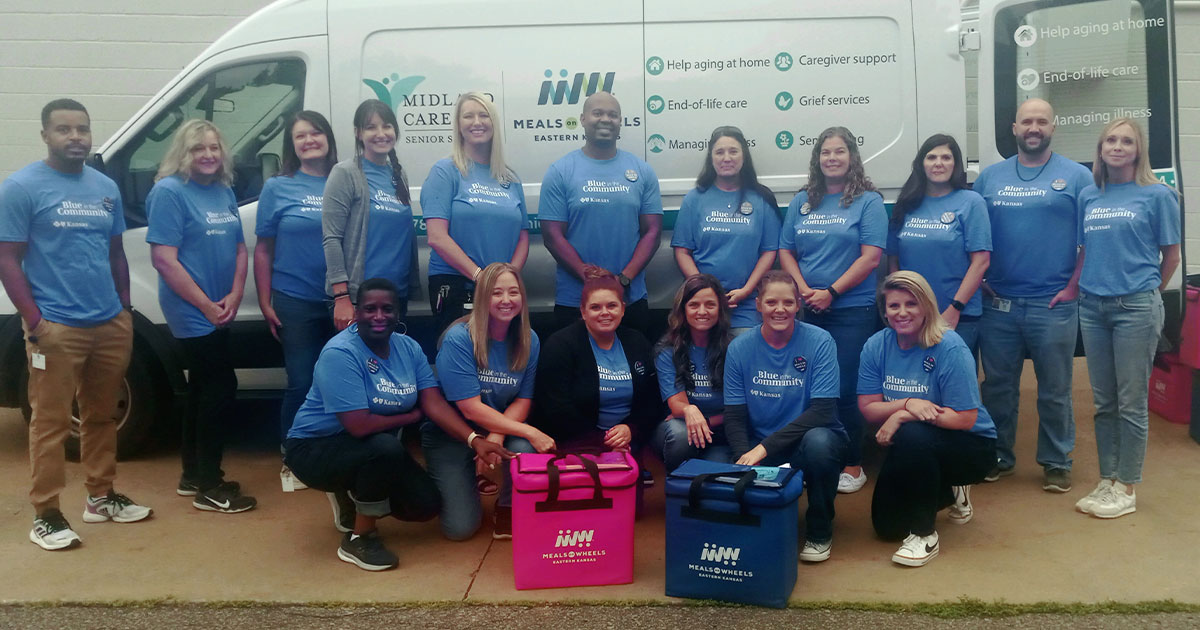 BCBSKS employees volunteering for Meals on Wheels